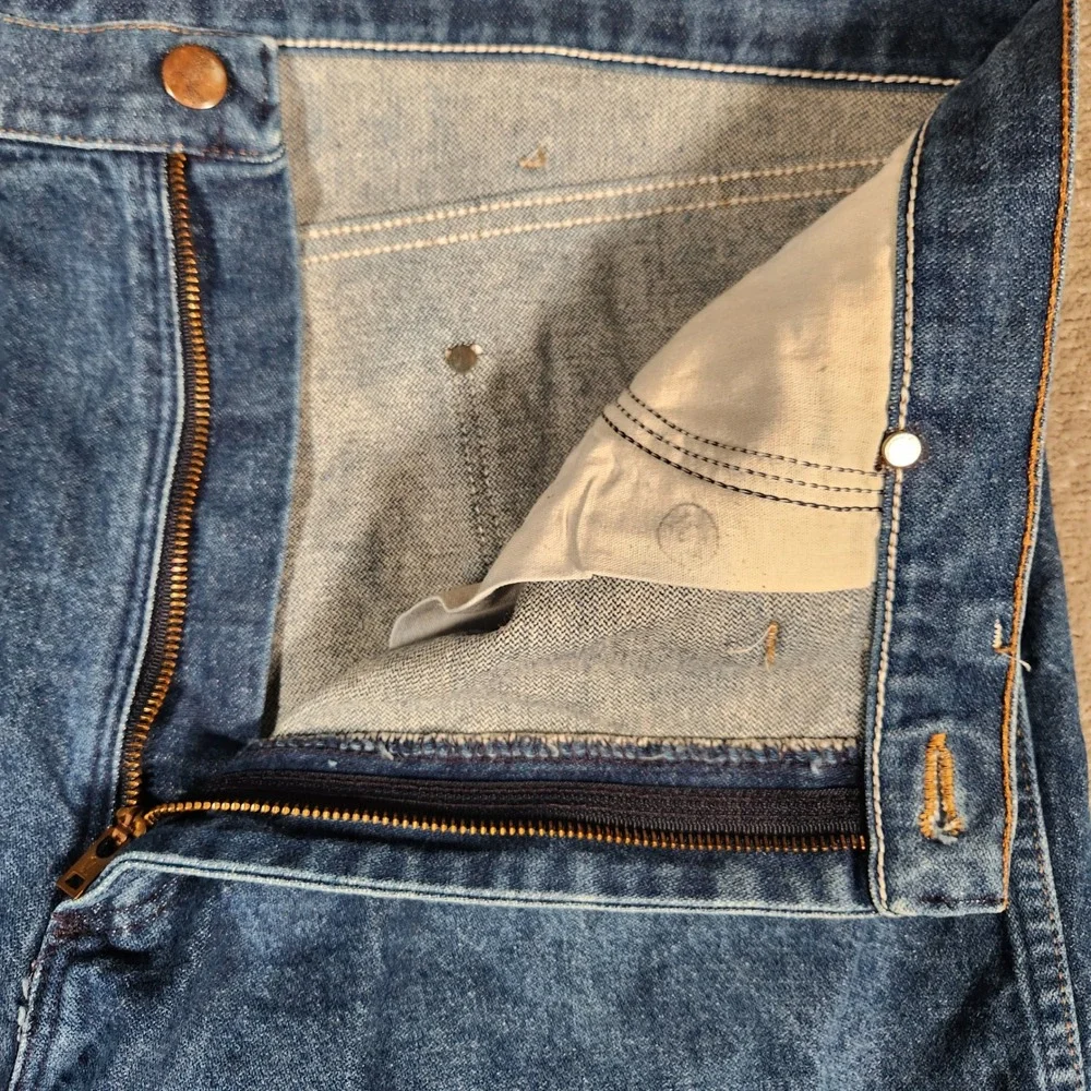 Vintage Wrangler Jeans Men's 40X32 Blue Excellent 13MWZ Cowboy Cut Made in USA - Picture 6 of 11